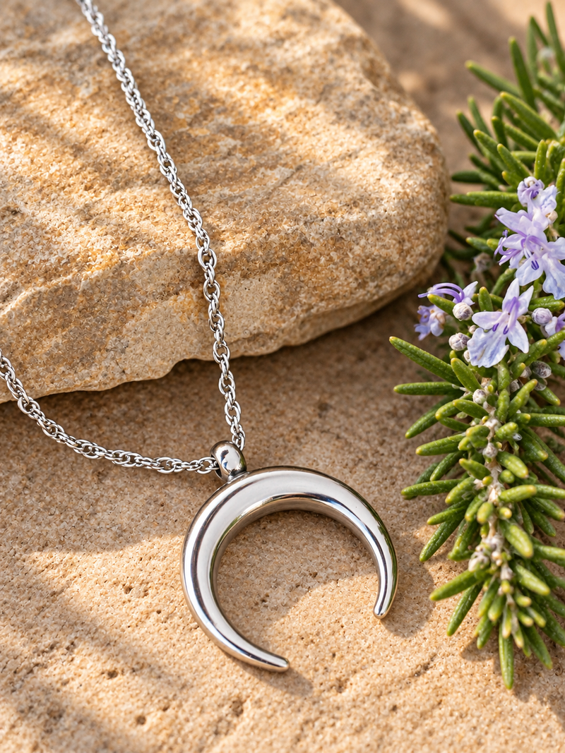 CRESCENT MOON NECKLACE